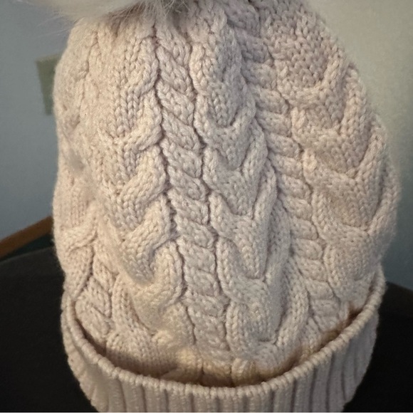 Lululemon Preowned Knit Pom Beanie main image 2
